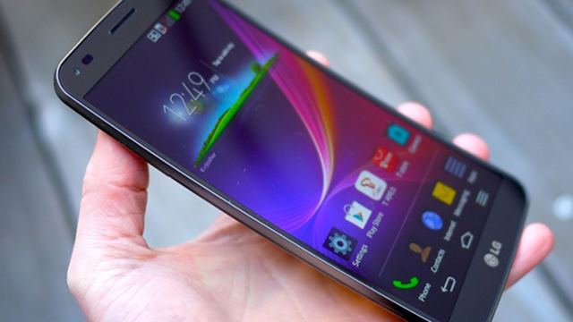 LG G Flex Officially Announced